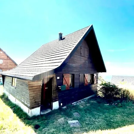 Chalet De 2 Chambres A A 100 M Des Pistes Avec Jardin Amenage Et Wifi Horská chata
