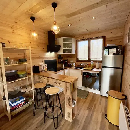 Chalet De 2 Chambres A A 100 M Des Pistes Avec Jardin Amenage Et Wifi Horská chata