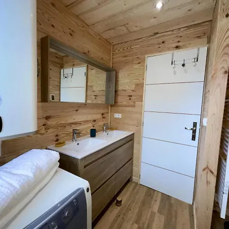 Chalet De 2 Chambres A A 100 M Des Pistes Avec Jardin Amenage Et Wifi * Chastreix